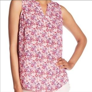 Adrianna papell sleeveless floral top